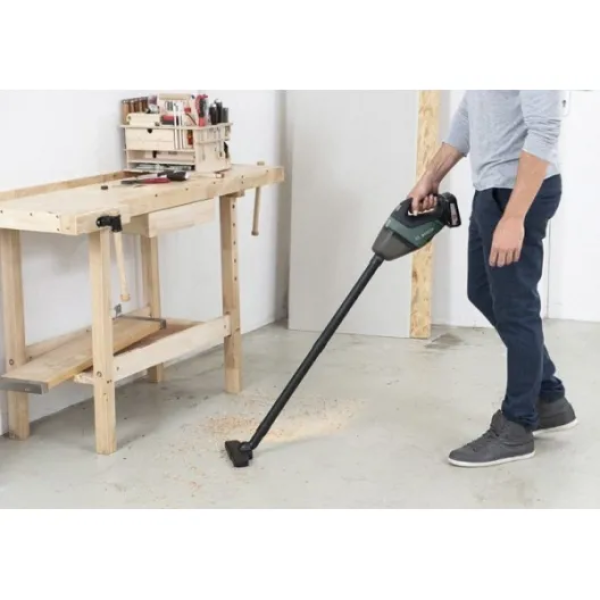 Пылесос Bosch UniversalVac 18 (06033B9102)