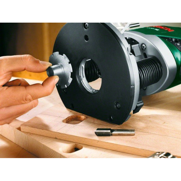 Фрезер Bosch POF1200AE (060326A100)