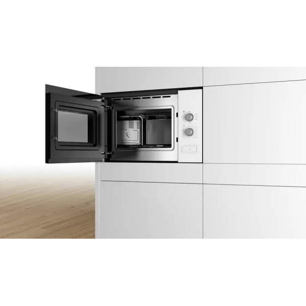 Вбудована мікрохвильова піч Bosch BFL550MW0