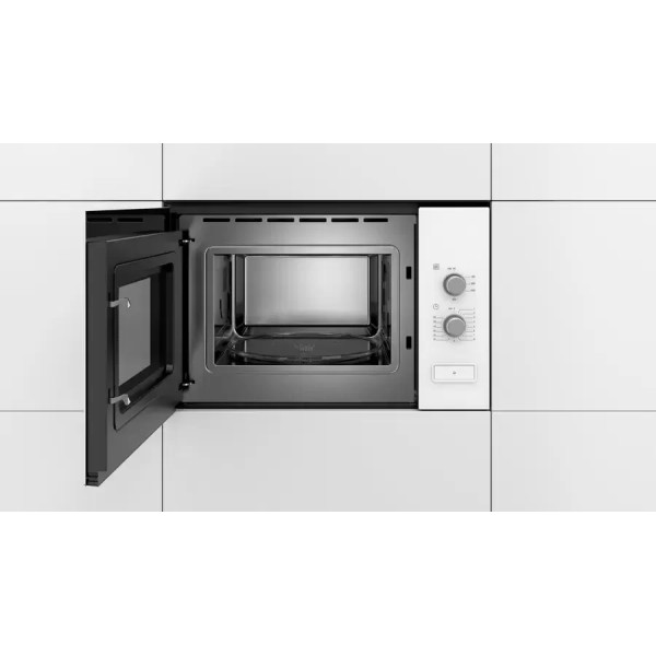 Вбудована мікрохвильова піч Bosch BFL550MW0